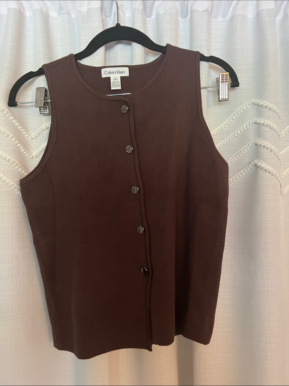 Calvin Klein Women's Dark Brown Button-Front Sleeveless Sweater